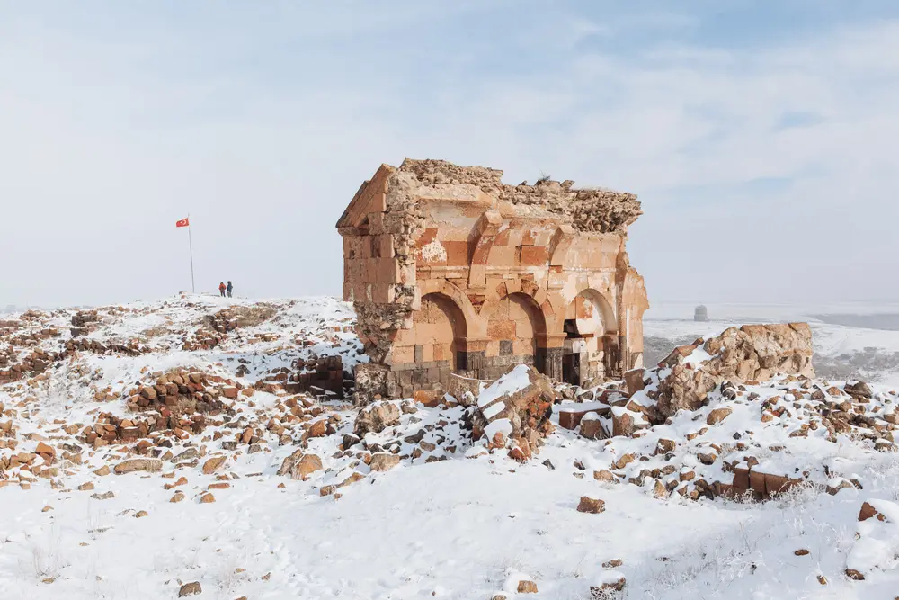 Ani was sacked by the Mongols in 1236 and devastated in a 1319 earthquake, after which it was reduced to a village and gradually abandoned by the seventeenth century.