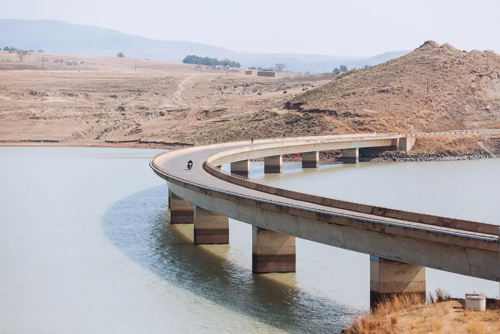 Crossing the Woodstock Dam