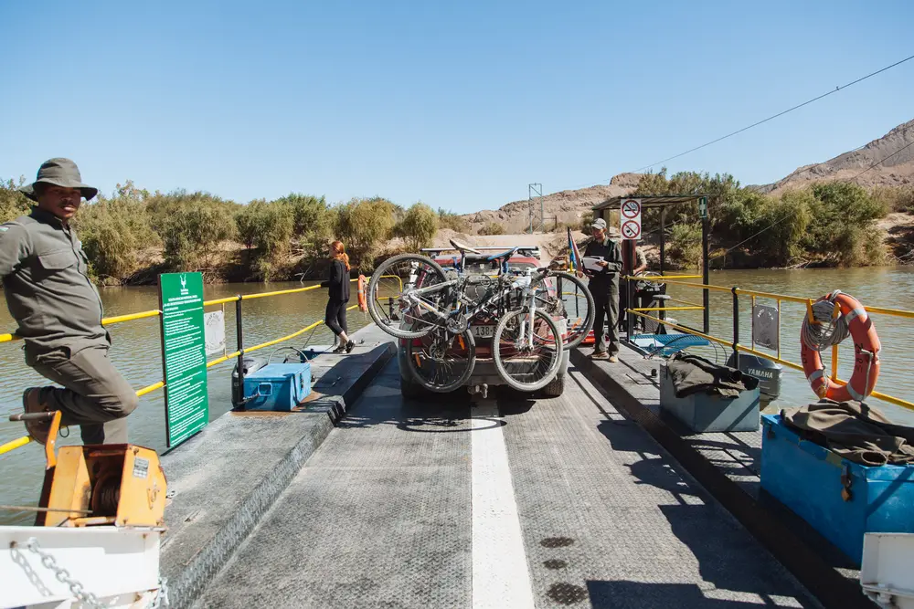 Crossing the Orange river at Sendelingsdrift into Namibia
