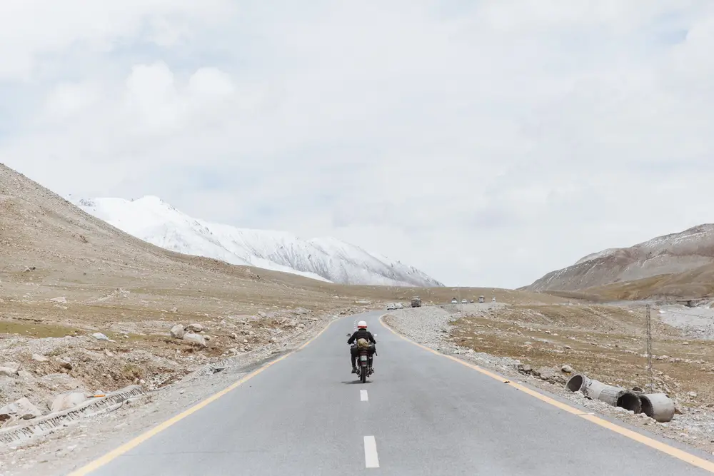 Heading north and deeper into the Karakoram mountains, towards the Khunjerab pass.