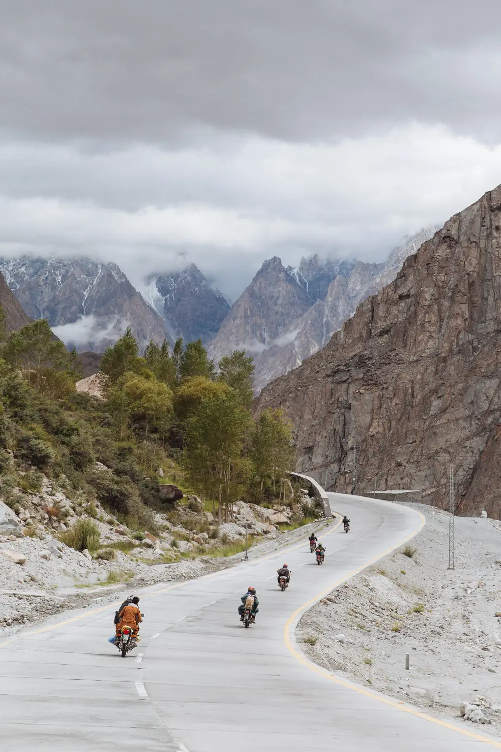 More bikers from the south making their way along the highway. The small 125cc bikes, loaded up with two men and their gear, being pushed to their limits as they pootle up the hills.